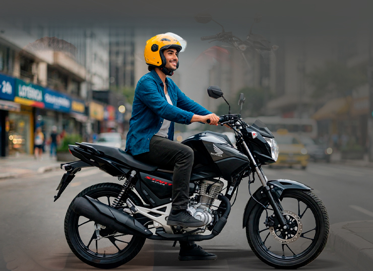 Quem disse que você precisa comprar uma moto para começar a trabalhar